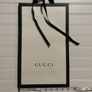 Gucci paper gift/shopping bag